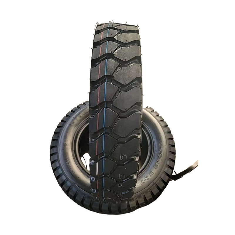 Gravis Officium Tricycles tires